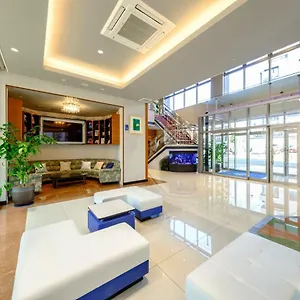 Grandolce Hakata Hotel